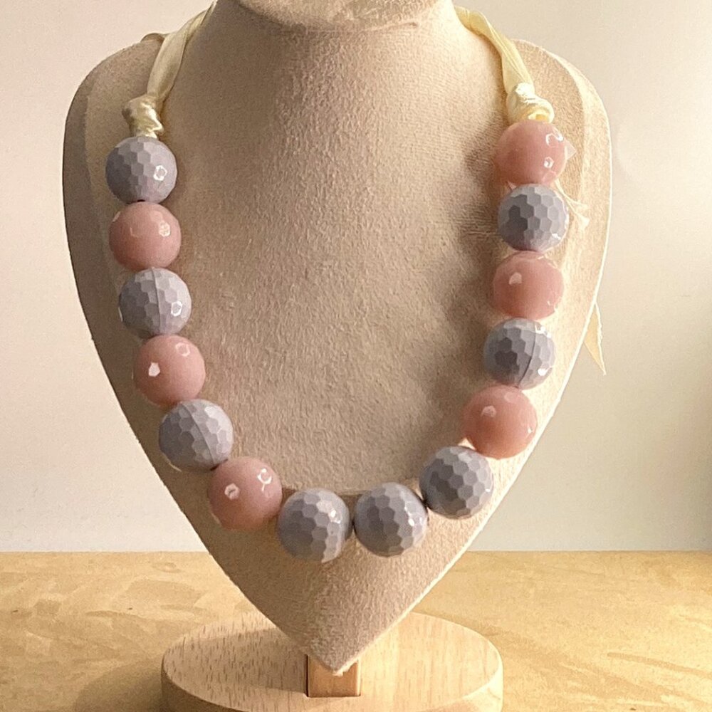 ✨ Mama Helen’s Handmade Rose Quartz Necklace – Faceted Ball & Ribbon Closure ✨